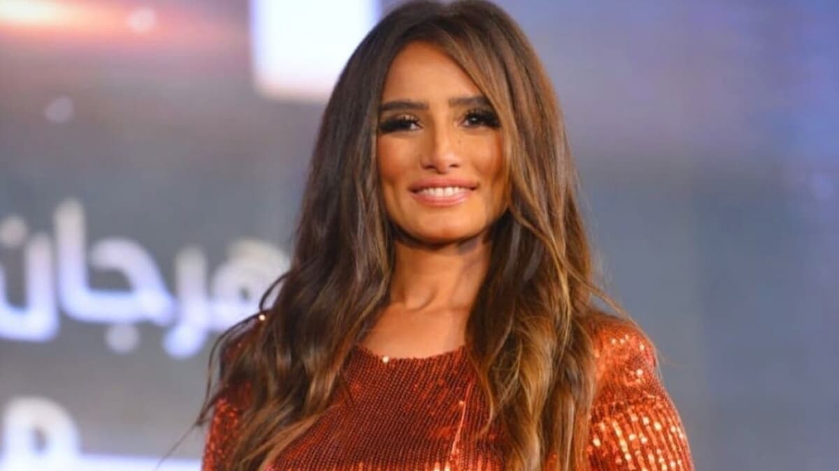 زينة أمام التحقيق بسبب "كلب"