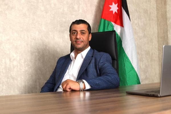 لدعمه السخي للنادي .. مصطفى الحياصات رئيسًا فخريًا للفيصلي