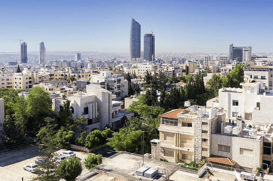 أجواء باردة نسبياً والحرارة أعلى من معدلاتها بـ5 درجات الأربعاء
