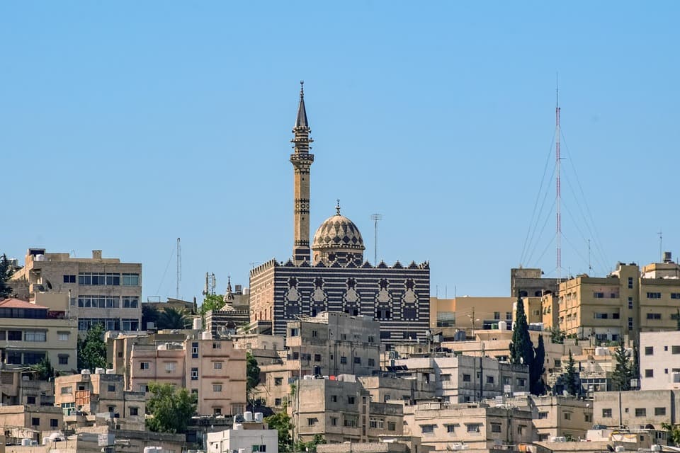 ارتفاع على درجات الحرارة اليوم وأجواء معتدلة ولطيفة