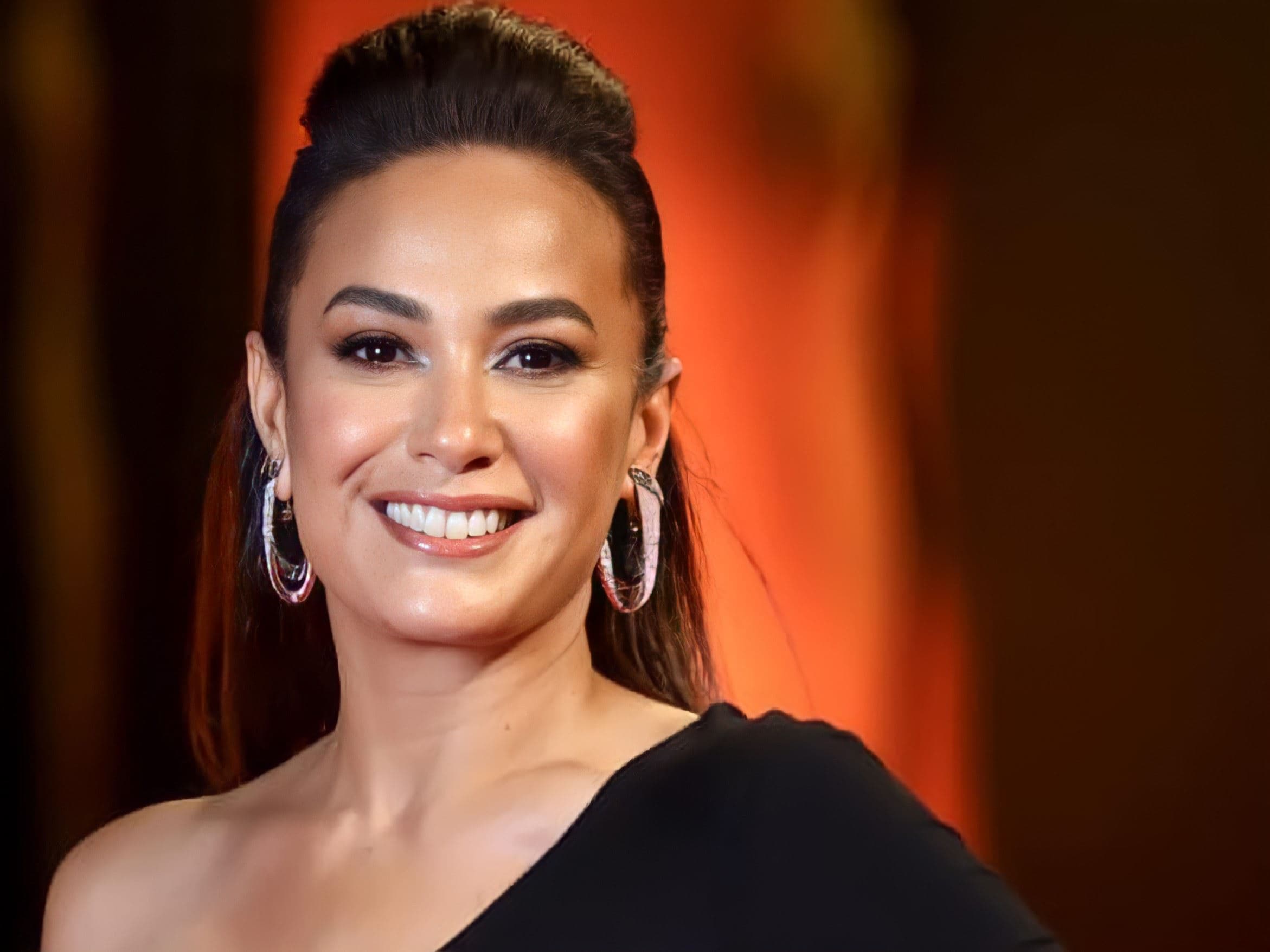 بمناسبة عيد ميلادها .. تعرف على اسم هند صبري الحقيقي