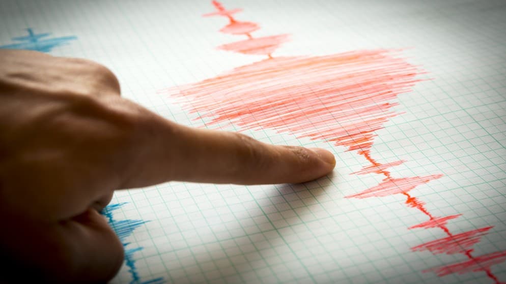 هزة أرضية بقوة 5.4 درجات شعر بها سكان في الأردن