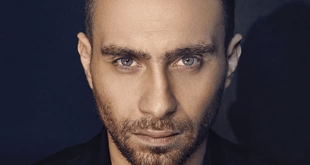 خطيبة حسام حبيب أصغر منه بـ "20 عام" | صورة