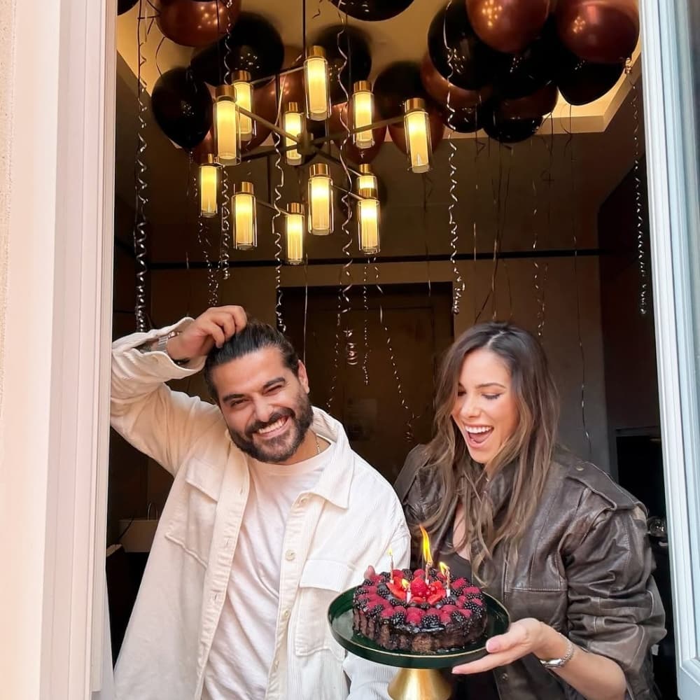 دانييلا رحمة تحتفل بعيد ميلاد ناصيف زيتون في ايطاليا