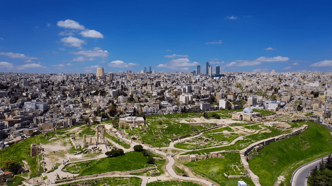ارتفاع على الحرارة اليوم وكتلة هوائية حارة تؤثر على المملكة
