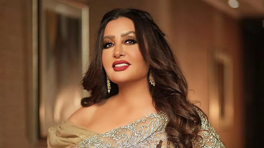 تكريم الفنانة لطيفة في مهرجان الإبداع العربي