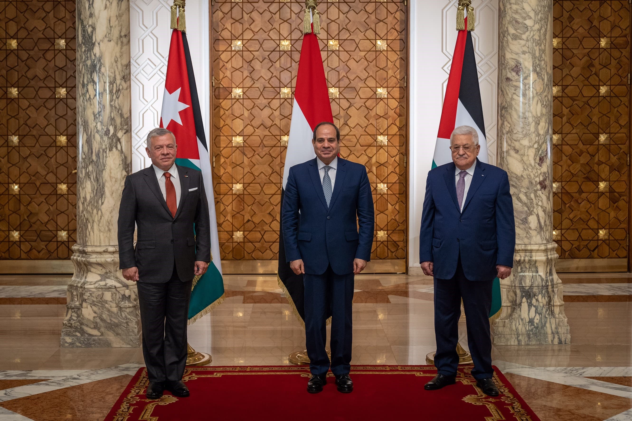الملك والرئيسان المصري والفلسطيني يعقدون قمة في العقبة الأربعاء