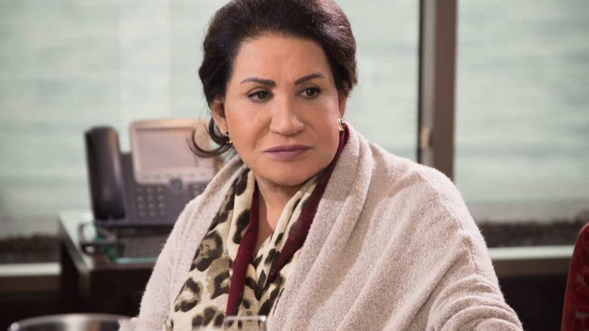 شائعات عن سحب جنسية "سعاد عبدالله" الكويتية