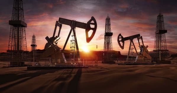 النفط يهبط 14% بعد إعلان ترامب وقف إطلاق النار.. وبرنت أقل من 95 دولاراً