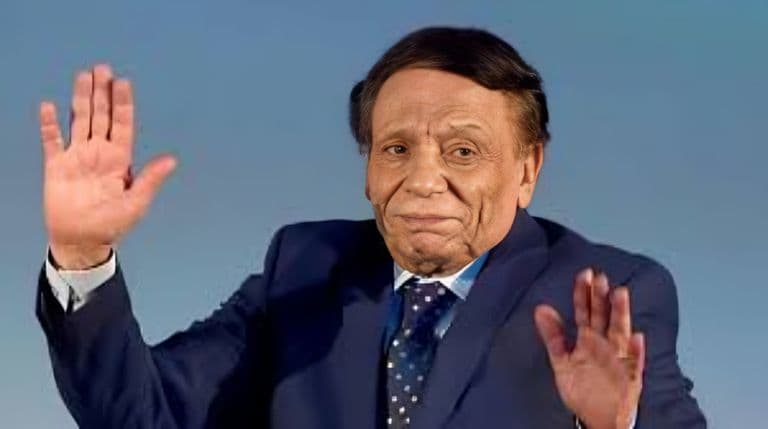 أسرة عادل إمام تحسم حقيقة الخلافات بشأن ظهوره الإعلامي