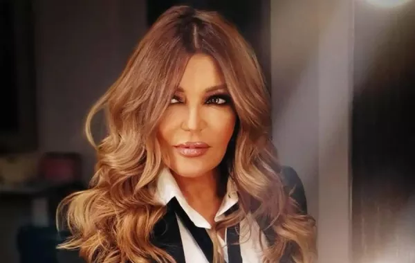 سميرة سعيد تفاجئ جمهورها بفيديو نادر منذ 50 عاماً