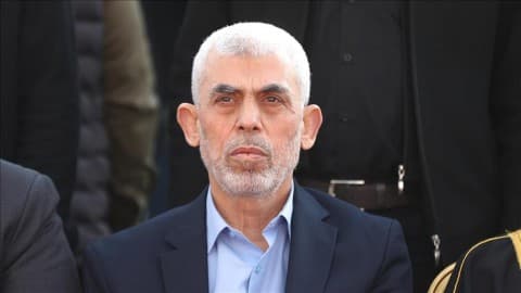 تقرير: 3 مرشحين لخلافة السنوار بينهم شقيقه