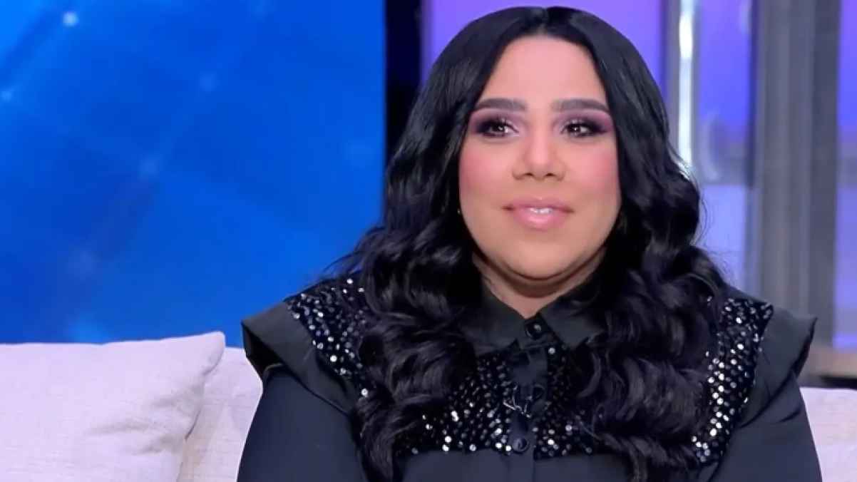 شيماء سيف تدعو للوطن العربي بالسلام