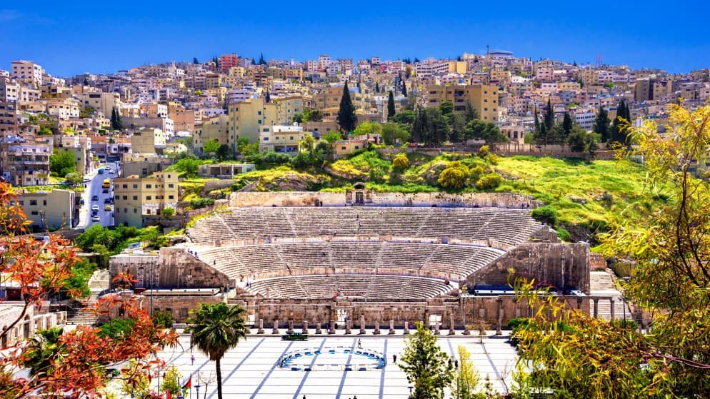 طقس حار نسبيا فوق المرتفعات والسهول حتى الجمعة