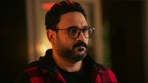 أكرم حسني يبدأ تحضيرات "الكابتن"