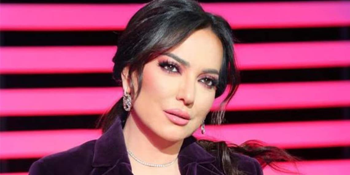 بعد أيام من بدأ التصوير.. أمل عرفة تنسحب من المشاركة في "عيلة الملك"