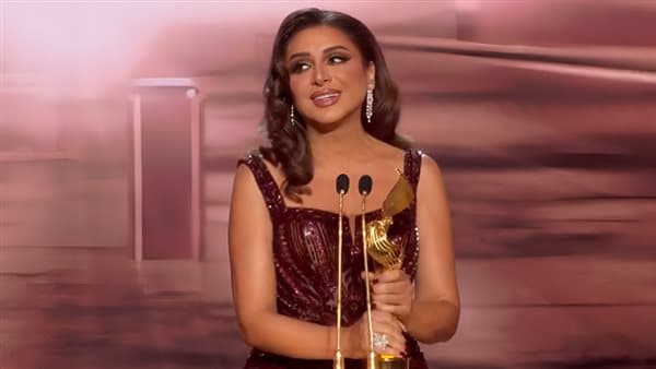 أنغام تفوز بجائزة الفنانة المفضلة في joy awards 2026