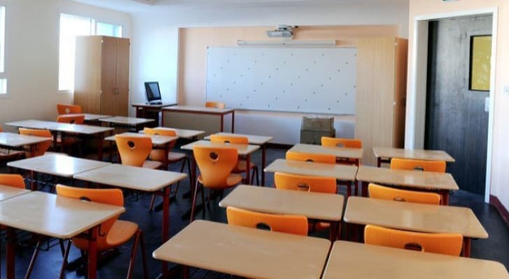 نحو نصف مليون طالب وطالبة يبدأون دوامهم في المدارس الخاصة اليوم