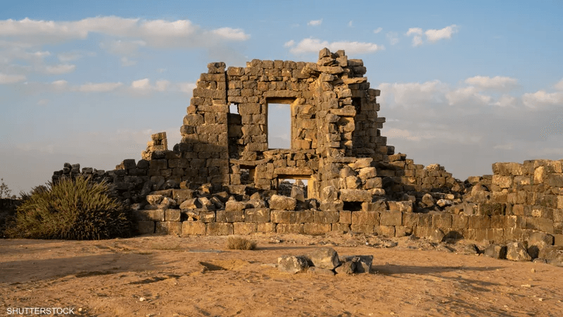 عقب إدراجه على لائحة التراث العالمي .. أم الجمال يستقبل أكثر من 8 آلاف زائر