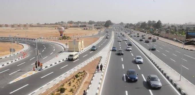 الكويت.. ترحيل الوافد إذا تجاوز بسيارته سرعة 150 كم/ساعة