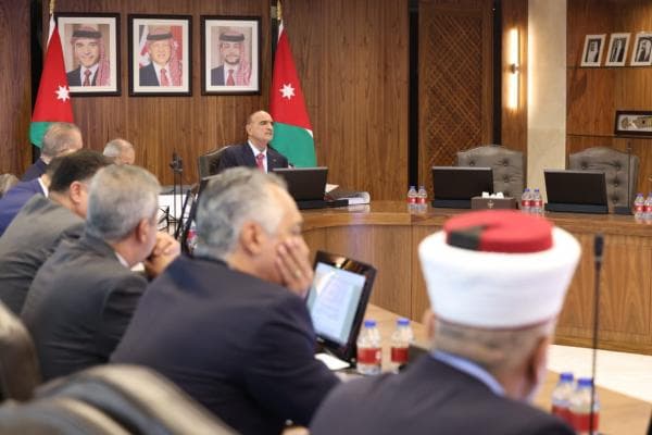 السَّماح لموظَّفي القطاع العام بالعمل خارج أوقات الدَّوام الرَّسمي