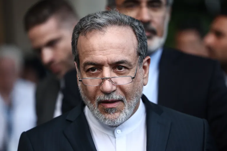 عراقجي: الهجوم الأوكراني على سفينة إيرانية لن يمر دون رد